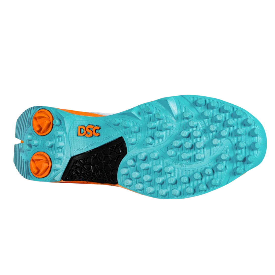 DSC Jaffa 22 Cricket Shoes
